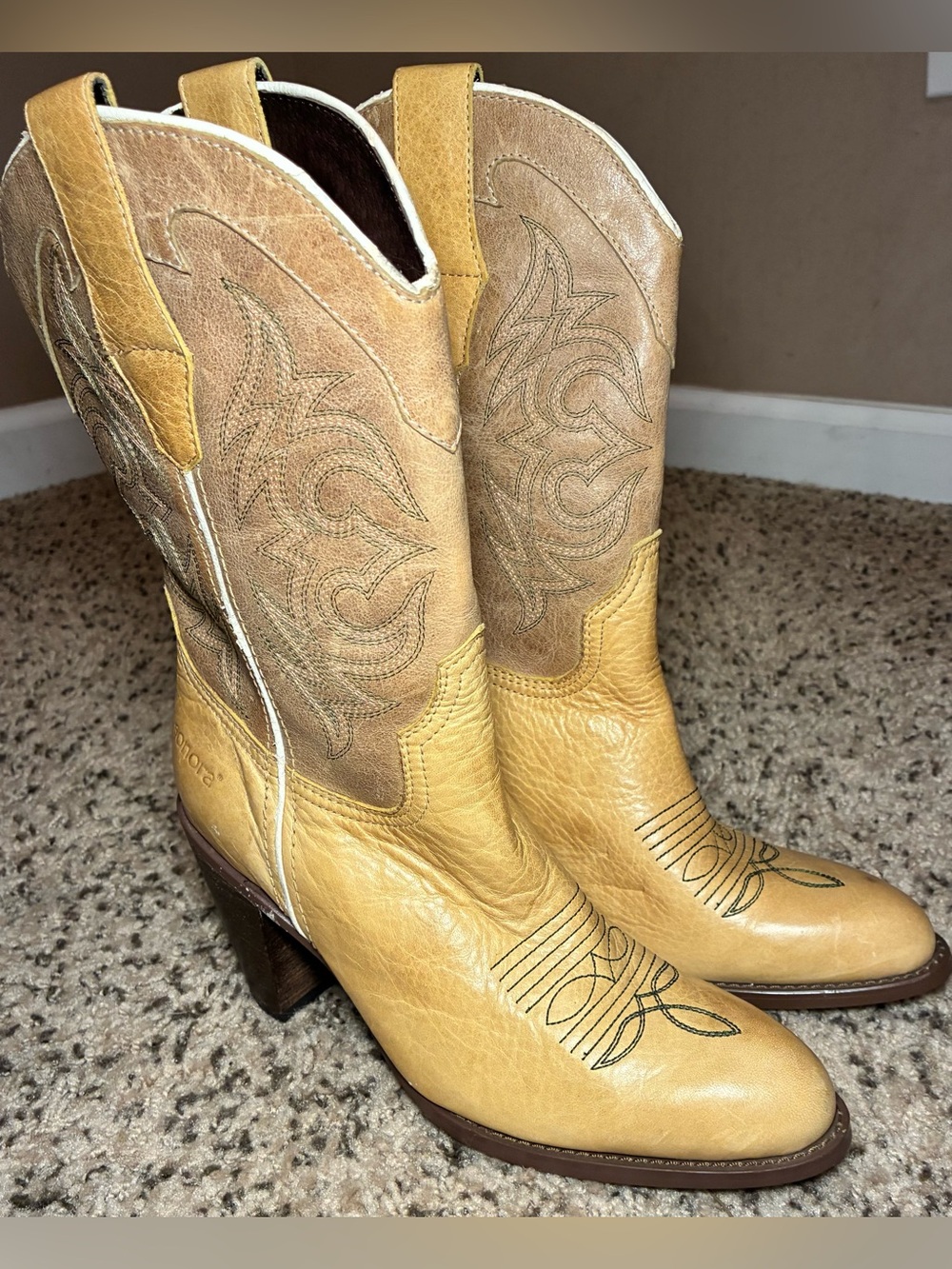 Sonora Western Cowboy Boots Leather Vintage Y2K Sales Sample Sand Tan Women’s 6